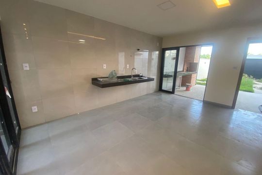 Casa para alugar com 2 quartos, 93m² em Jardim Atlântico Central, Maricá