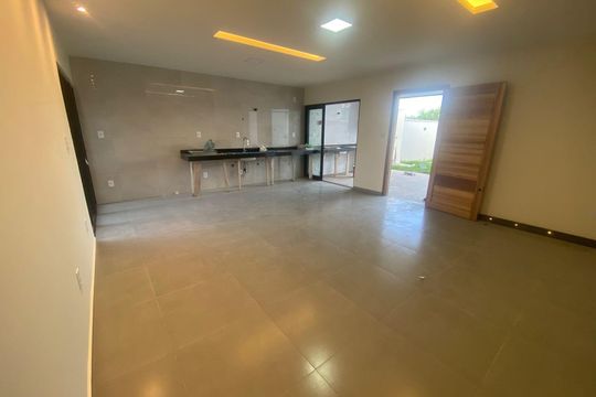 Casa para alugar com 2 quartos, 93m² em Jardim Atlântico Central, Maricá