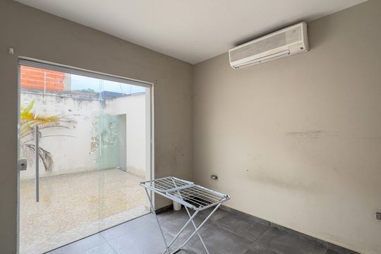 Quarto 3 de casa para alugar com 3 quartos, 140m² em Santo Amaro, São Paulo