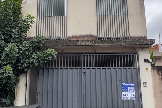 Fachada de casa para alugar com 3 quartos, 140m² em Santo Amaro, São Paulo
