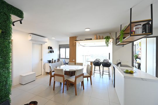 Sala de apartamento à venda com 2 quartos, 78m² em Vila Monte Alegre, São Paulo