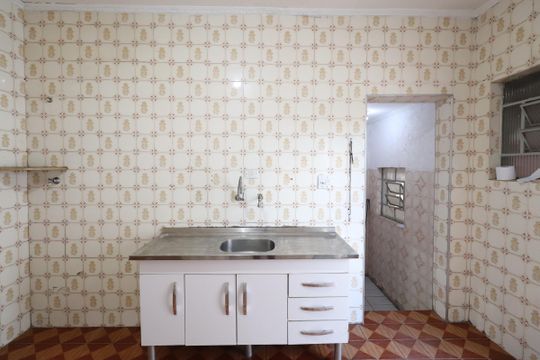 Cozinha de casa para alugar com 2 quartos, 110m² em Vila Carrão, São Paulo