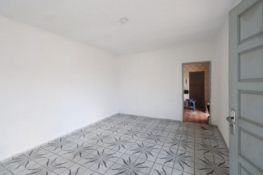 Casa para alugar com 2 quartos, 110m² em Vila Carrão, São Paulo