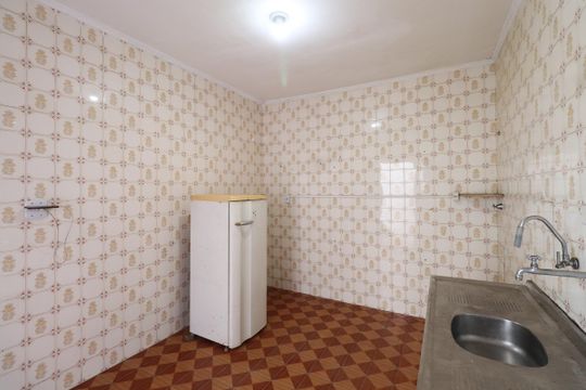 Cozinha de casa para alugar com 2 quartos, 110m² em Vila Carrão, São Paulo
