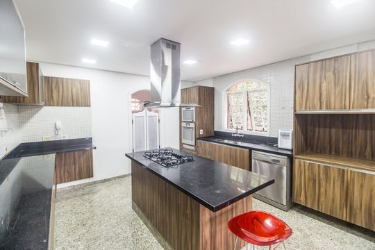Cozinha de casa de condomínio para alugar com 4 quartos, 380m² em Chacara Santa Lucia dos Ypes, Carapicuíba