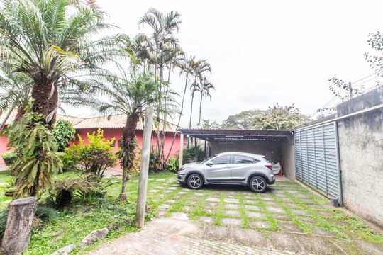 Garagem de casa de condomínio para alugar com 4 quartos, 380m² em Chacara Santa Lucia dos Ypes, Carapicuíba