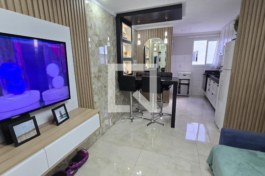 Apartamento à venda com 2 quartos, 41m² em Vila Luzita, Santo André
