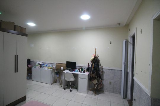Quarto de kitnet/studio para alugar com 1 quarto, 62m² em Olinda, Nilópolis
