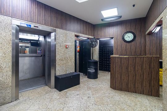 Hall social de apartamento para alugar com 1 quarto, 40m² em Centro Histórico, Porto Alegre