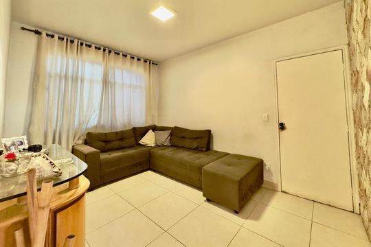Apartamento à venda com 3 quartos, 95m² em Santa Efigênia, Belo Horizonte