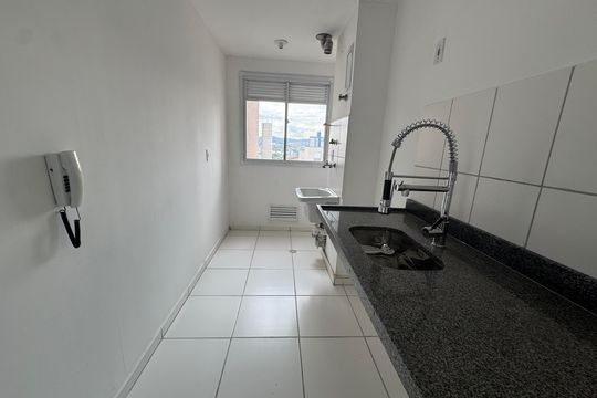 Cozinha de apartamento à venda com 2 quartos, 48m² em São Pedro, Osasco