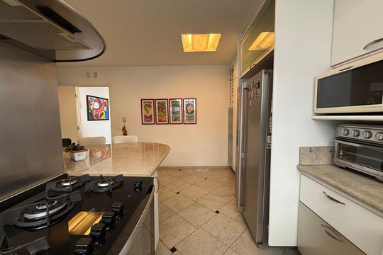Apartamento à venda com 3 quartos, 196m² em Bela Vista, São Paulo