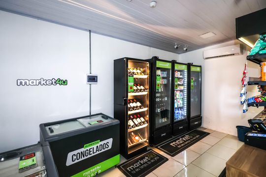 Mini Mercado de apartamento para alugar com 1 quarto, 32m² em Liberdade, São Paulo
