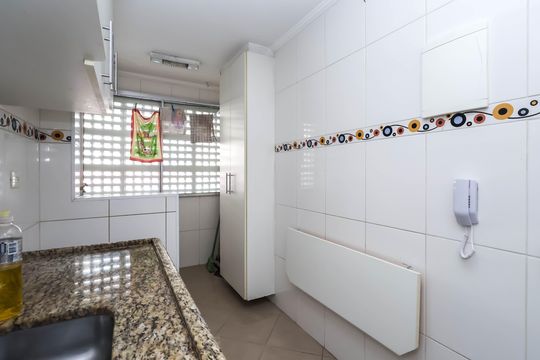Cozinha e Área de Serviço de apartamento para alugar com 1 quarto, 32m² em Liberdade, São Paulo