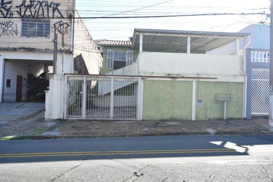 Fachada de casa à venda com 3 quartos, 350m² em Vila Industrial (campinas), Campinas