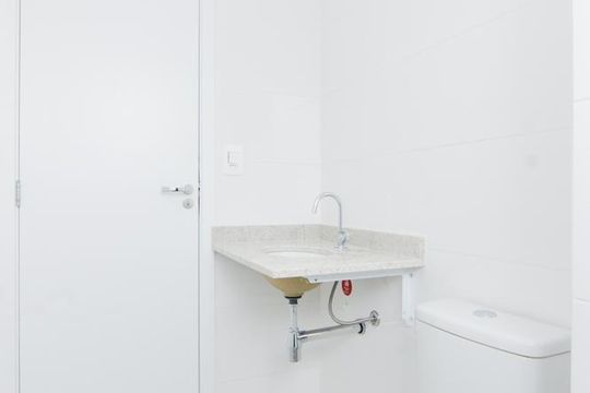 Banheiro Social de apartamento para alugar com 2 quartos, 62m² em Picanço, Guarulhos
