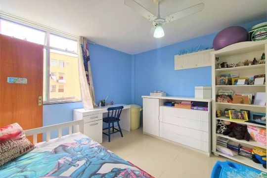 Quarto de apartamento à venda com 2 quartos, 75m² em Inhaúma, Rio de Janeiro