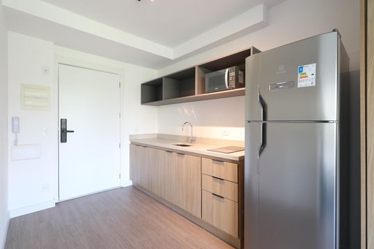 Cozinha de apartamento à venda com 1 quarto, 28m² em Pompeia, São Paulo