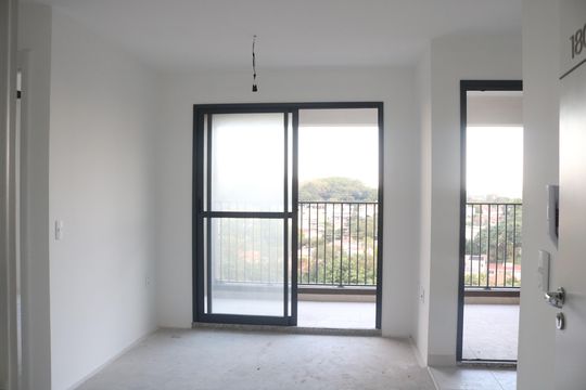 Apartamento à venda com 2 quartos, 55m² em Vila Anastácio, São Paulo