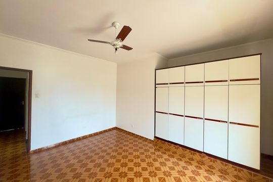 Quarto 1 de casa para alugar com 2 quartos, 250m² em Jardim Santa Lidia, Guarulhos
