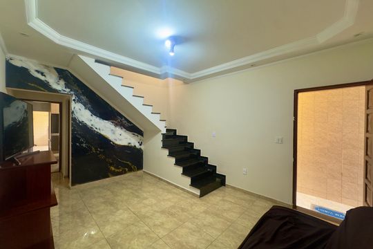 Sala de casa para alugar com 2 quartos, 250m² em Jardim Santa Lidia, Guarulhos