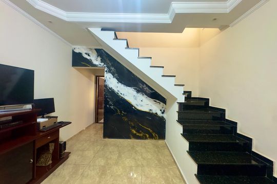 Casa para alugar com 2 quartos, 250m² em Jardim Santa Lidia, Guarulhos