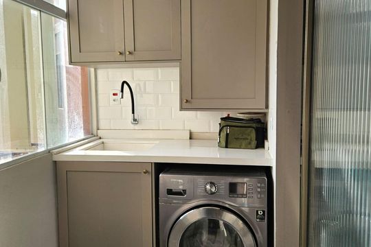 Área de Serviço de apartamento à venda com 4 quartos, 240m² em Jardim Marajoara, São Paulo