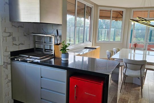 Cozinha de apartamento à venda com 4 quartos, 240m² em Jardim Marajoara, São Paulo