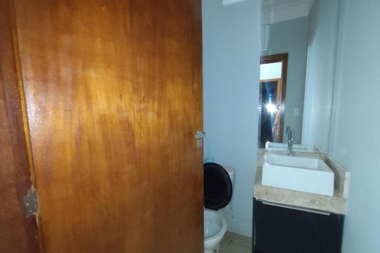 Banheiro de casa à venda com 6 quartos, 550m² em Recanto Maravilha III, 