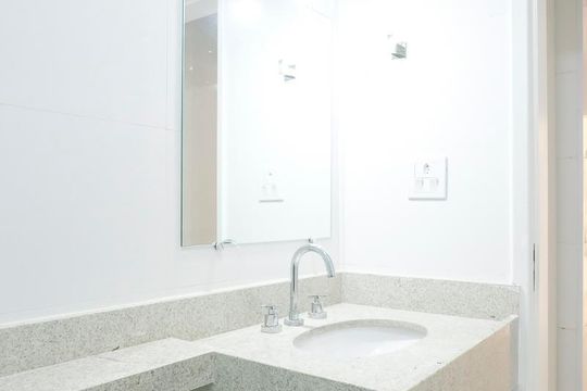 Banheiro de casa para alugar com 1 quarto, 55m² em São José, São Caetano do Sul