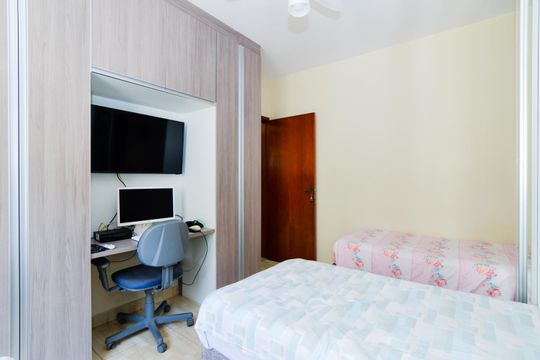 Quarto 2 de apartamento à venda com 2 quartos, 96m² em Jardim Vila Galvao, Guarulhos