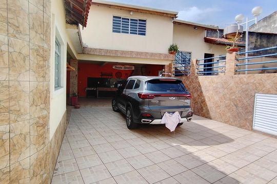 Casa para alugar com 4 quartos, 144m² em Sesc, Suzano