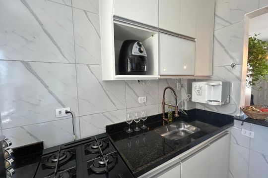 Cozinha de apartamento à venda com 2 quartos, 57m² em Tomas Coelho Rj, Rio de Janeiro