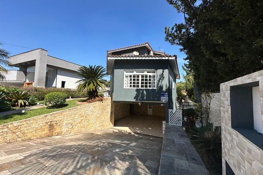 Fachada de casa de condomínio para alugar com 3 quartos, 270m² em Nova Higienópolis, Barueri