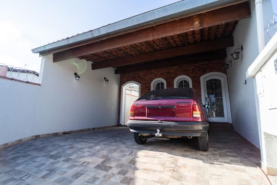 Garagem de casa para alugar com 3 quartos, 122m² em Vila Barao, Sorocaba