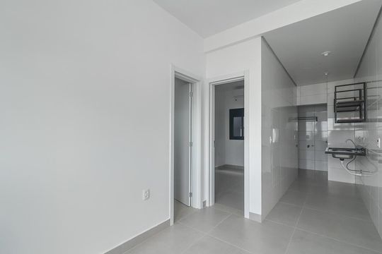 Sala de apartamento para alugar com 1 quarto, 25m² em Costa E Silva, Porto Alegre