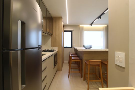 Cozinha de apartamento à venda com 2 quartos, 49m² em Vila Olímpia, São Paulo