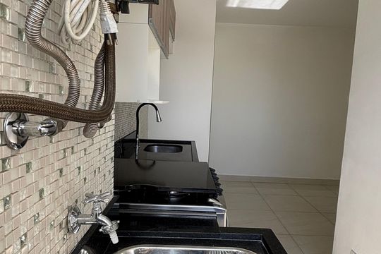 Área de Serviço de apartamento à venda com 2 quartos, 46m² em Parque Jaçatuba, Santo André