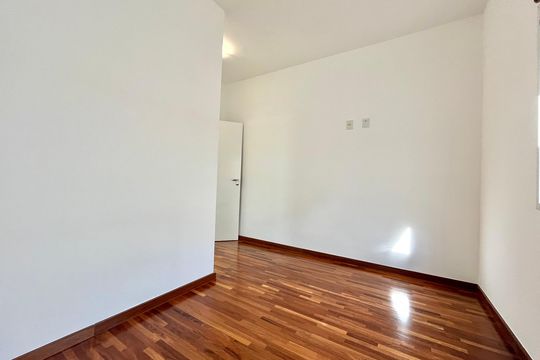 Suite de apartamento à venda com 2 quartos, 75m² em Vila da Saúde, São Paulo