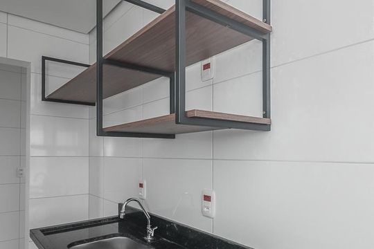 Cozinha de apartamento para alugar com 1 quarto, 28m² em Costa E Silva, Porto Alegre