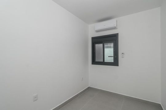 Quarto de apartamento para alugar com 1 quarto, 28m² em Costa E Silva, Porto Alegre