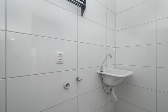 Área de Serviço de apartamento para alugar com 1 quarto, 26m² em Costa E Silva, Porto Alegre