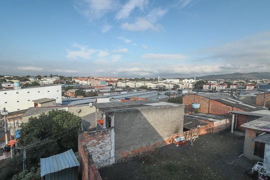 Vista de apartamento para alugar com 0 quarto, 18m² em Costa E Silva, Porto Alegre