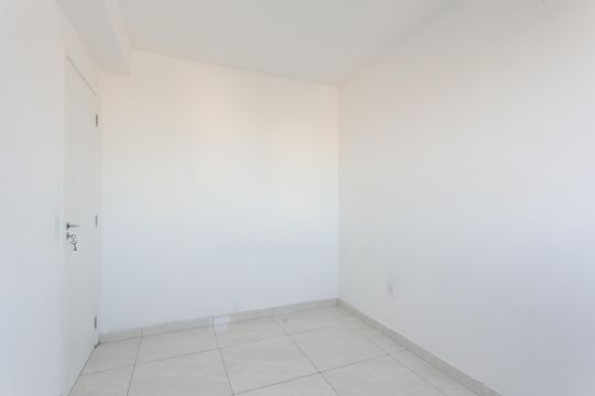 Quarto 1 de apartamento para alugar com 2 quartos, 48m² em Jardim Helena, São Paulo