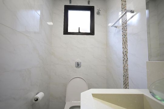 Banheiro de casa para alugar com 3 quartos, 310m² em Parque Oratório, Santo André
