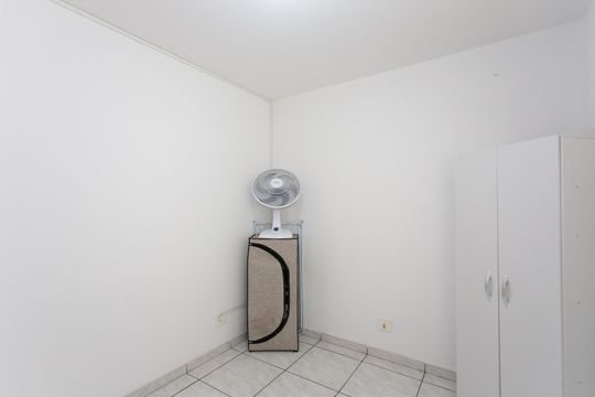 Quarto 1 de apartamento à venda com 3 quartos, 55m² em Guaianases, São Paulo