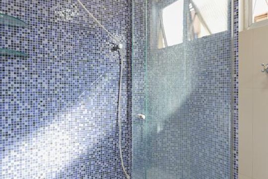 Banheiro de apartamento para alugar com 2 quartos, 67m² em Santana, São Paulo