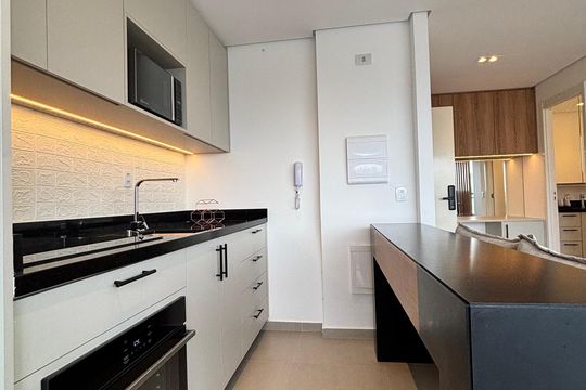 Apartamento para alugar com 1 quarto, 47m² em Empresarial 18 do Forte, Barueri