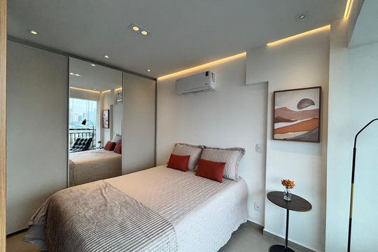 Apartamento para alugar com 1 quarto, 47m² em Empresarial 18 do Forte, Barueri