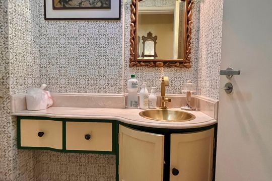 Apartamento à venda com 2 quartos, 81m² em Leme, Rio de Janeiro